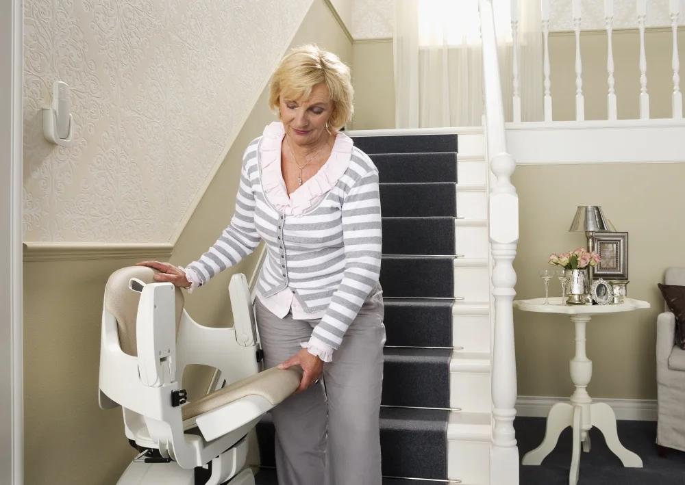 installation-monte-escalier-narbonne