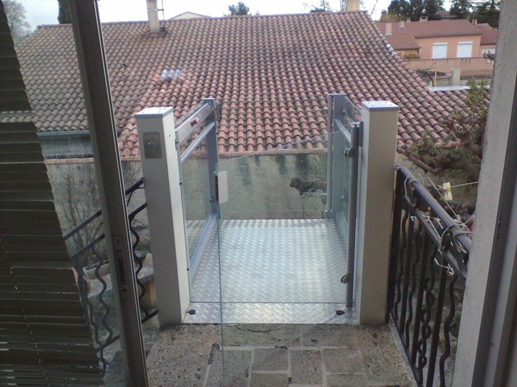 monte-escaliers-exterieur-tournefeuille