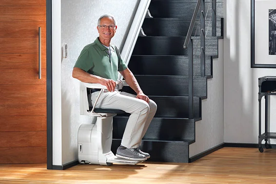 Monte-escaliers-droits-Stannah